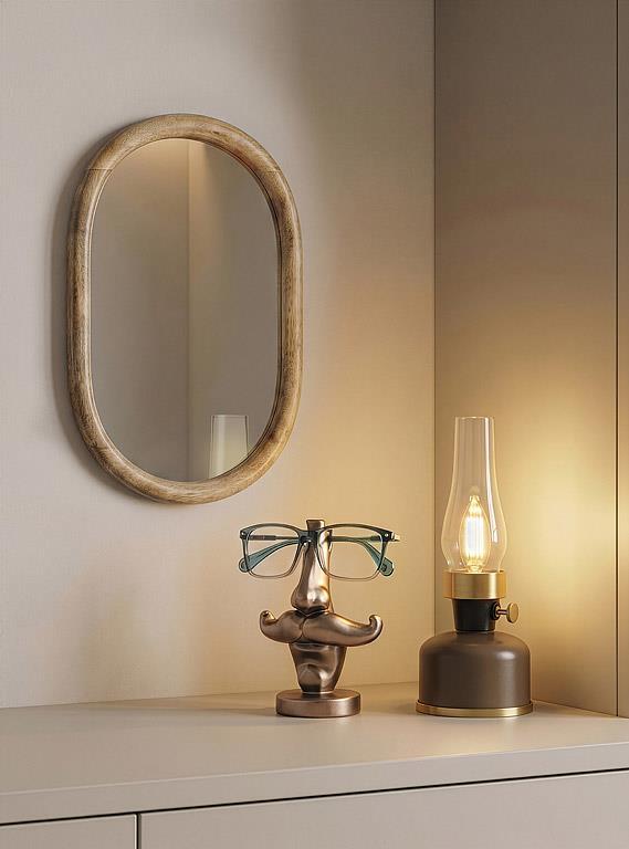 Small Lantern LED Lamp with Chimney
