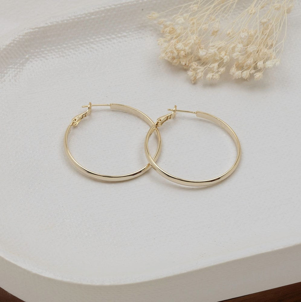 Estella Hoops, Glee