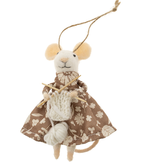 Knitting Nora Felted Mouse
