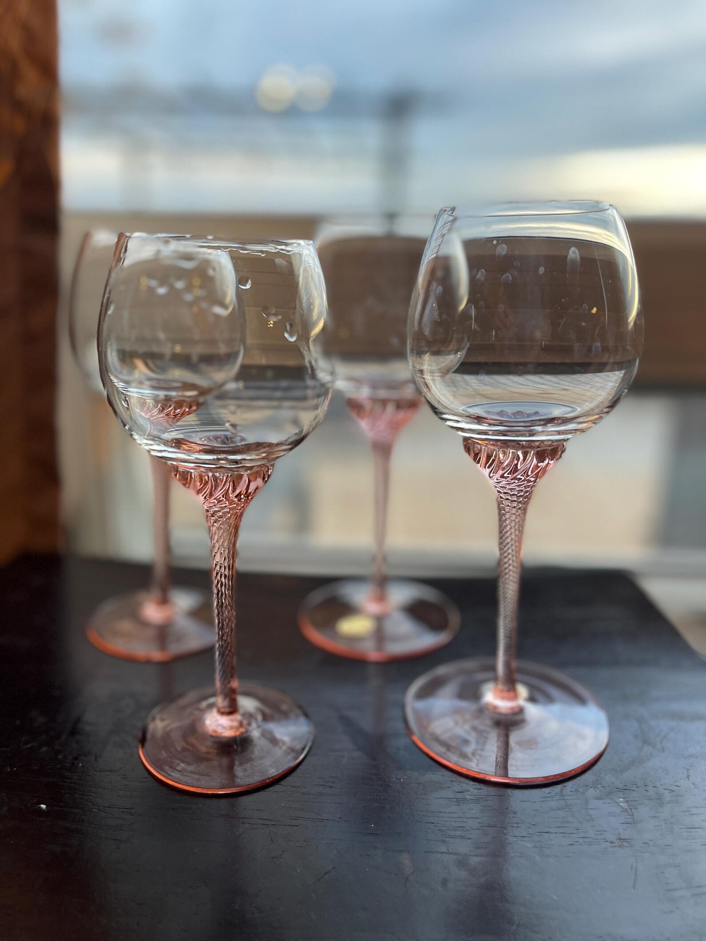 Crystal and Clear Wine Glass Set