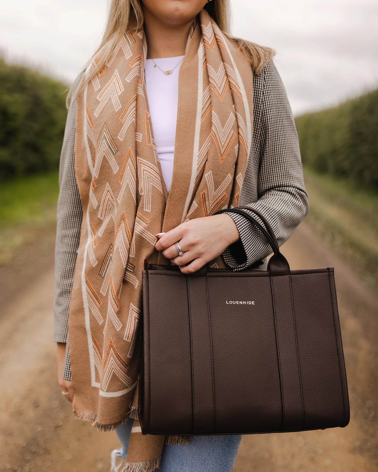 Louenhide Vegan leather Manhattan purse tote bag chocolate brown