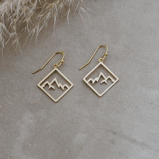 Ridge Earrings Silver or Gold, Glee