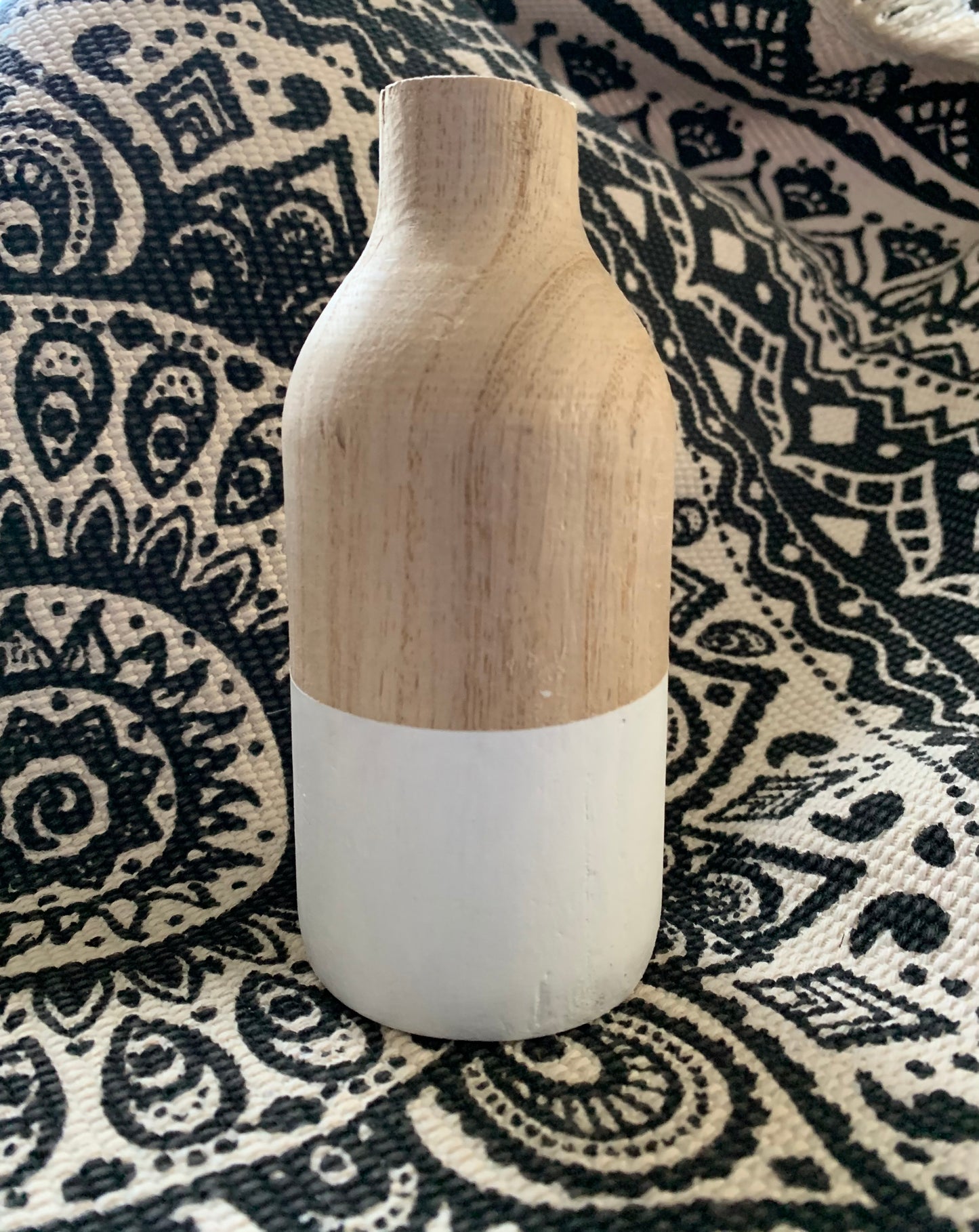 Paulownia vase