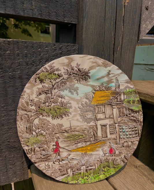Vintage 1960s Hunter Plate