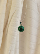 Load image into Gallery viewer, Crystal Stone Round Pendants
