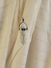 Load image into Gallery viewer, Crystal Necklaces
