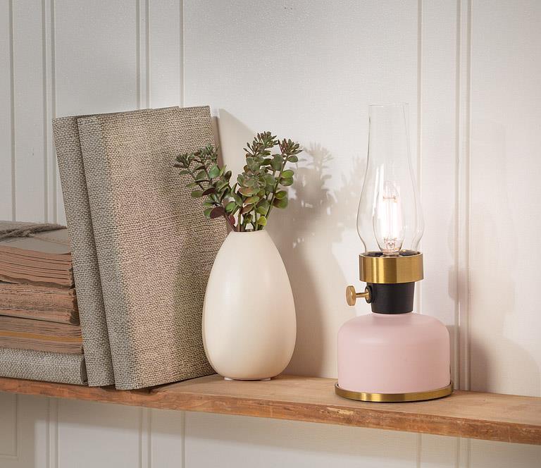 Small Lantern LED Lamp with Chimney