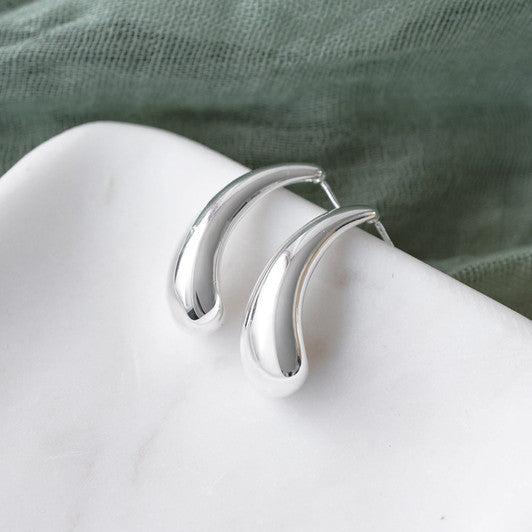 Power Curve Earrings Glee