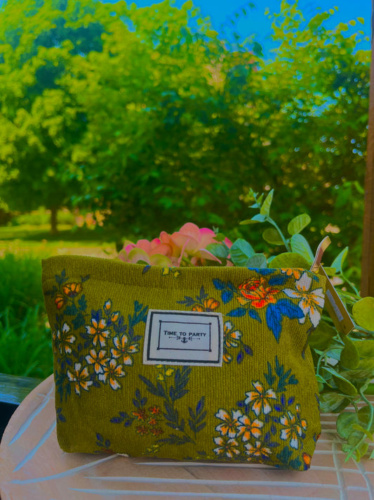 William Morris Makeup Pouch
