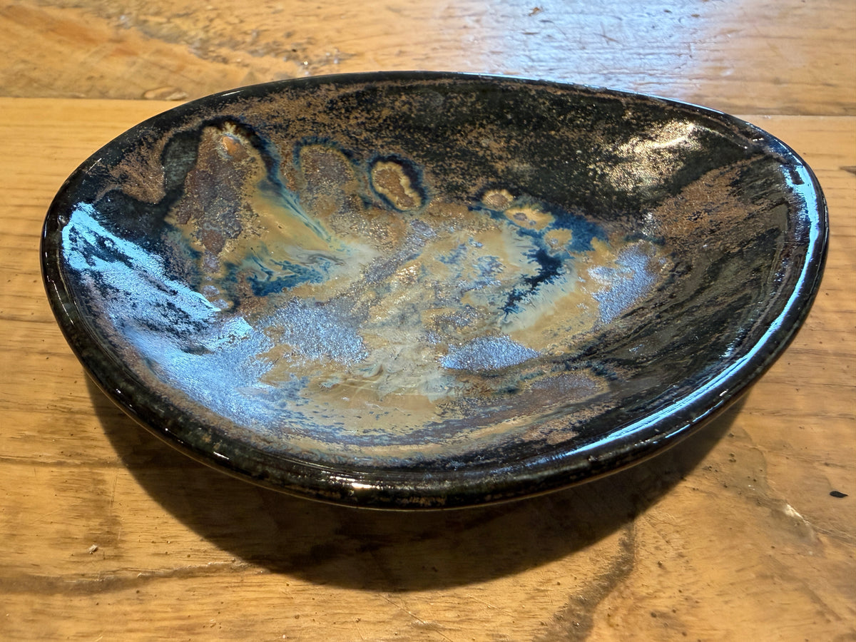 Various vintage studio signed pottery pieces