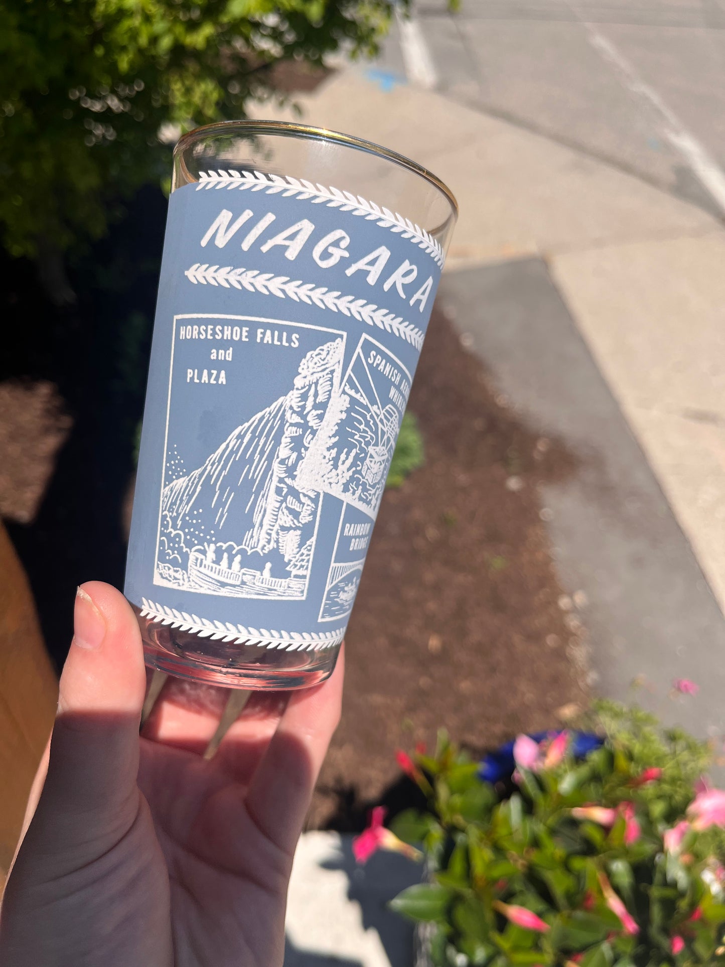 Niagra Falls Vintage Blue Gold Rim