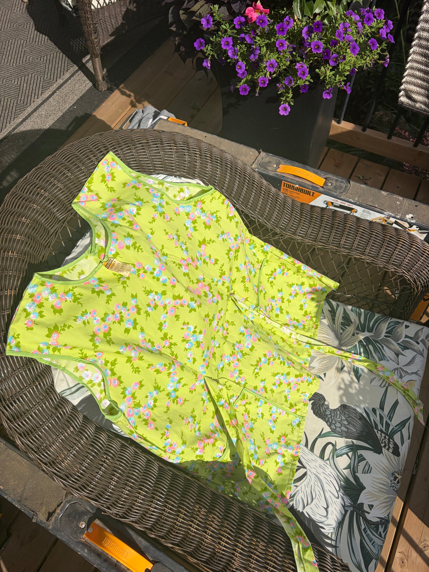 Vintage 1960’s Apron