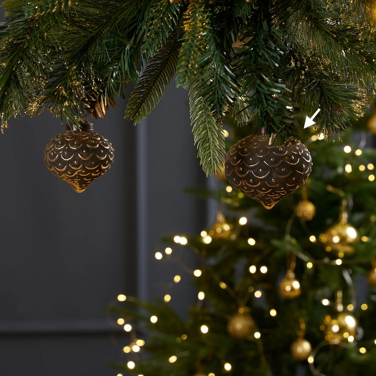 Mist Ribbed Ornament