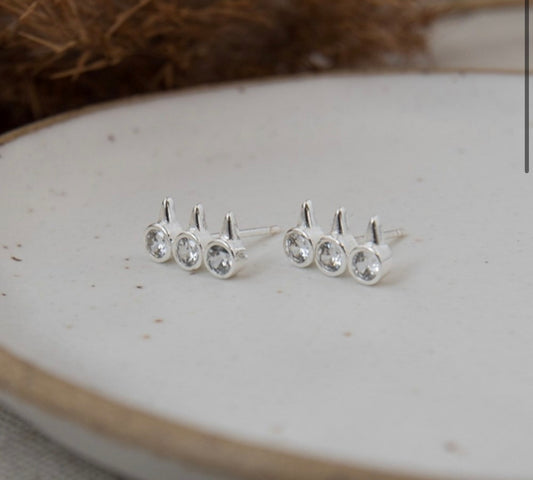 Temptress Studs Glee