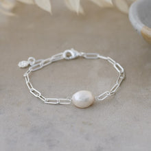 Load image into Gallery viewer, Gwendolyn Bracelet

