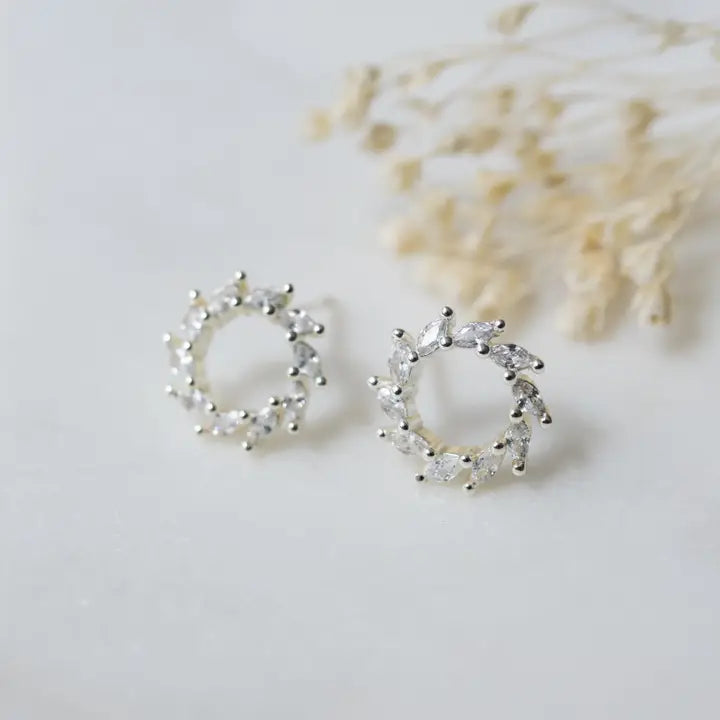 Solara Studs Glee