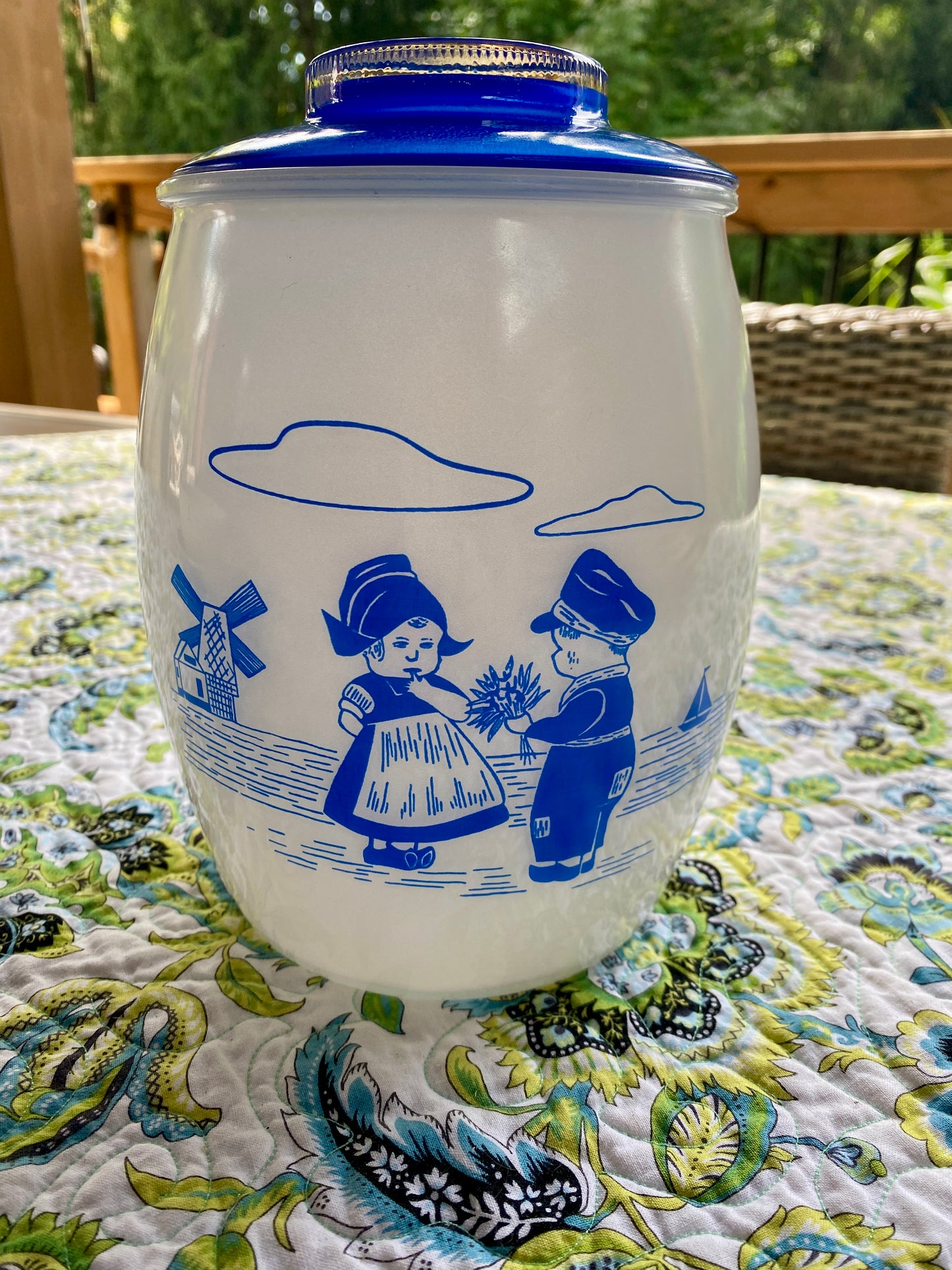 Bartlett Collins Milk Glass Little Dutch Boy and Girl Cookie Jar