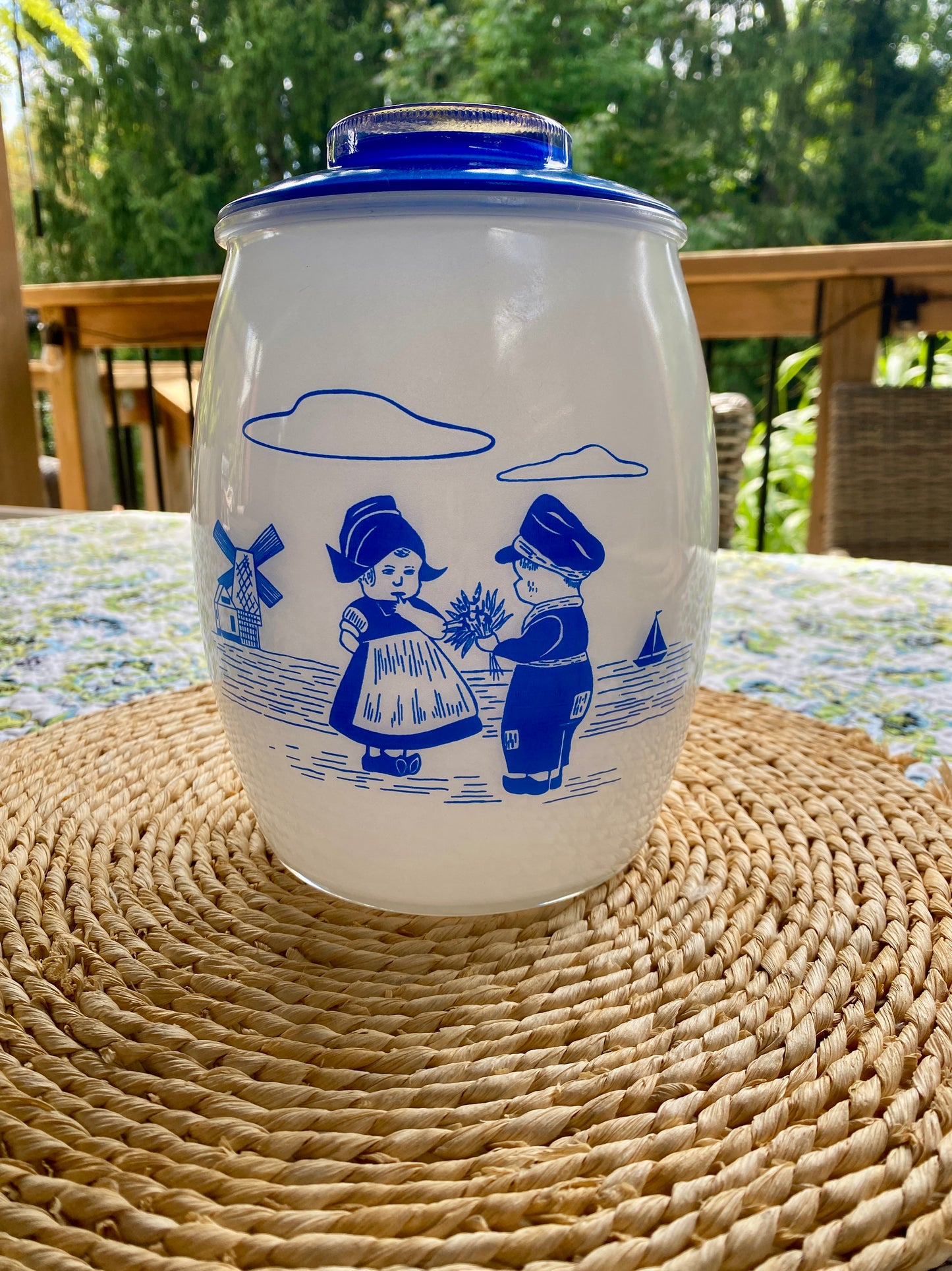Bartlett Collins Milk Glass Little Dutch Boy and Girl Cookie Jar