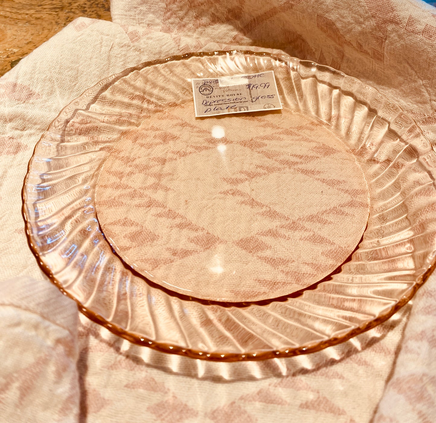 Arcoroc Vintage Rosaline Plates
