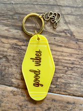 Load image into Gallery viewer, Key Chain - retro motel key style
