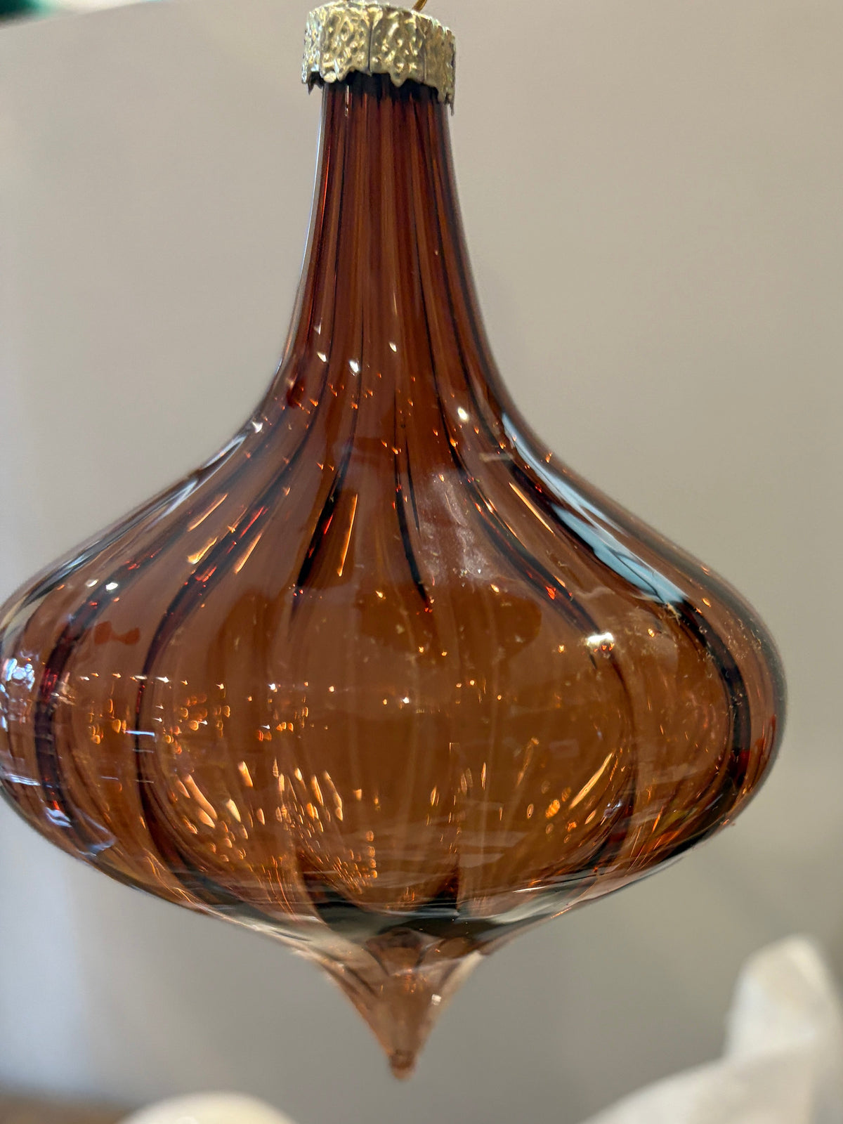 Brown Swirl Finial Mercury