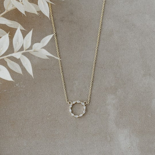 Kin Necklace, Glee
