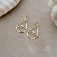 Load image into Gallery viewer, Long Beach Earrings
