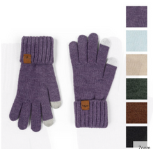 Load image into Gallery viewer, Winter Gloves &amp; Hats - Phone Friendly
