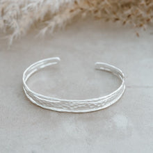 Load image into Gallery viewer, Zaney Cuff
