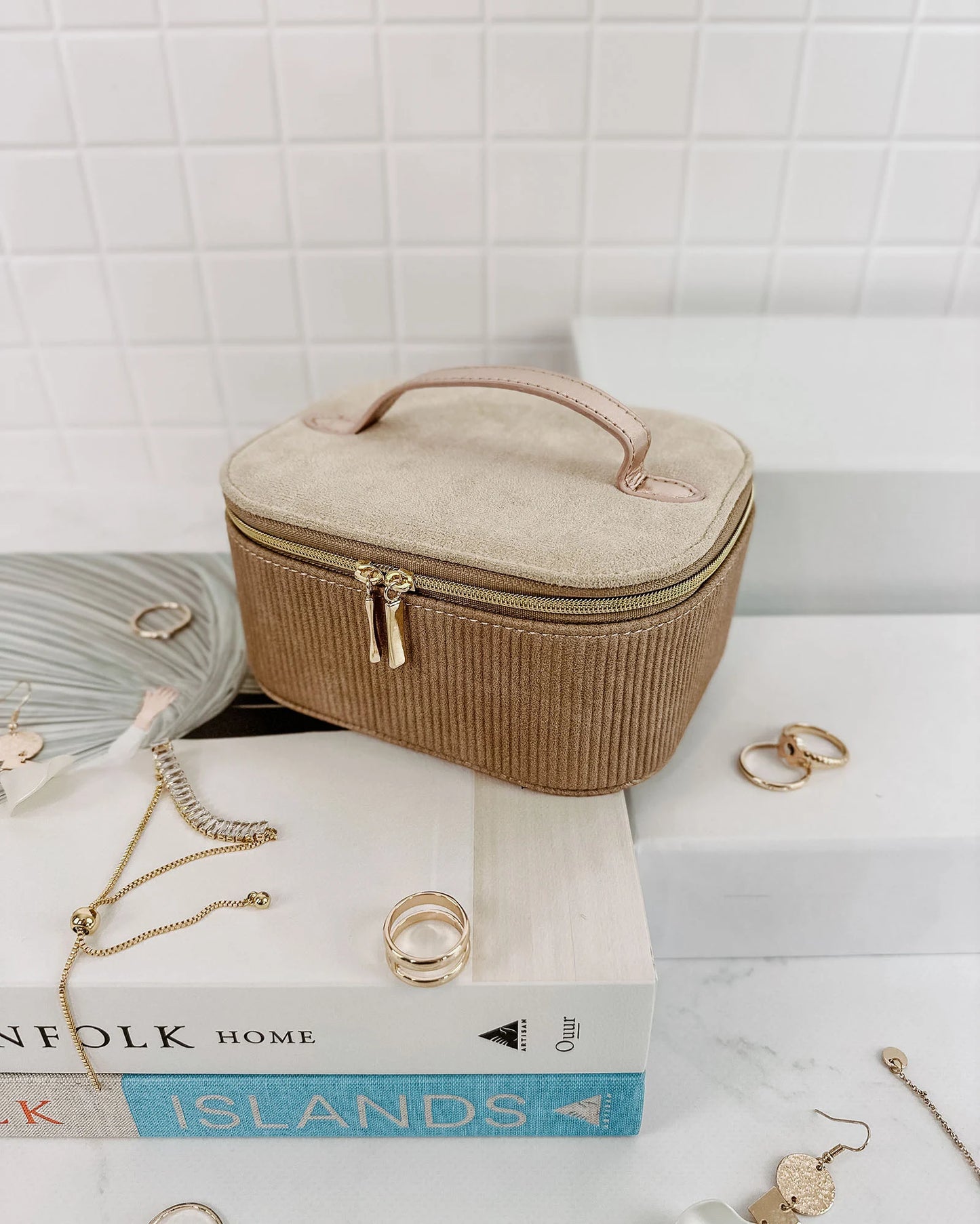 Jesse Jewelry Case