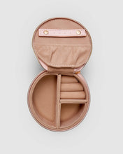 Load image into Gallery viewer, Sisco Jewelry Case
