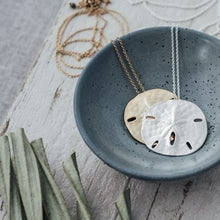 Load image into Gallery viewer, Beachcomber Pendant Necklace Glee
