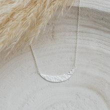 Load image into Gallery viewer, Ezra Gold or Silver Necklace Glee
