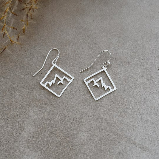 Ridge Earrings Silver or Gold, Glee