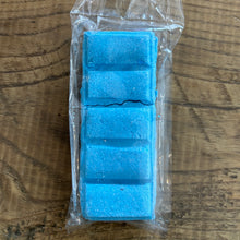 Load image into Gallery viewer, Novelty Bath Bombs - Fred and Alice
