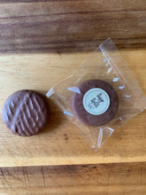 Load image into Gallery viewer, Chocolate Covered Oreo Cookies
