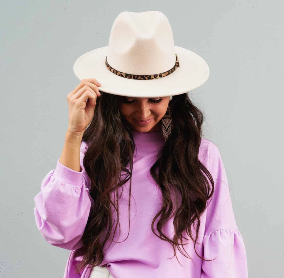 Fedora with leopard band