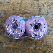 Load image into Gallery viewer, Novelty Bath Bombs - Fred and Alice
