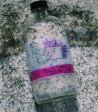 Load image into Gallery viewer, Deluxe Bath Salts  - Fred &amp; Alice
